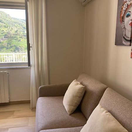 Casa Di Lucia Apartment Forza d'Agro Ngoại thất bức ảnh
